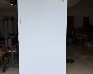 Commercial upright freezer