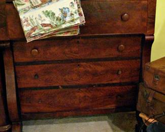 Antique Mahogany Chest of Drawers