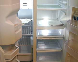 Kenmore Refrigerator Freezer Side by Side - Water and Ice Work Great!