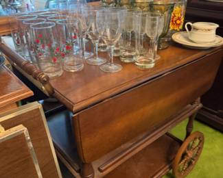 Serving cart with drop leaf sides