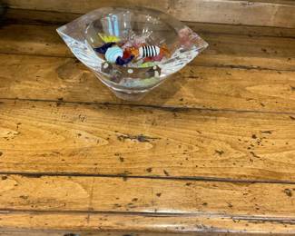 Glass bowl with glass candies
