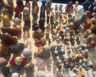 Many, many, many DOG figurines! Cute and unique!🐶🐶🦮🐕🦺