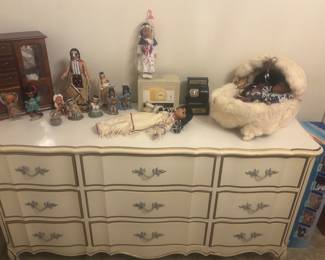 Dixie Provncial dresser with matching mirror Native American items, Big Ben clock