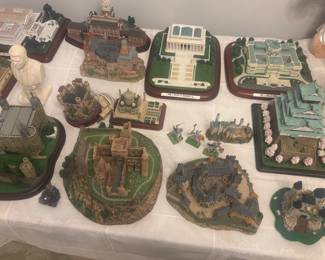 Washington DC replicas of important buildings as well as castles