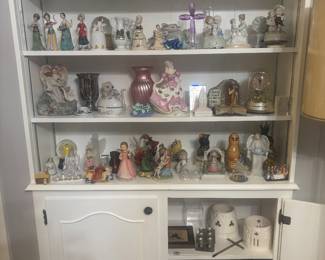 Lots of unique Knick knacks