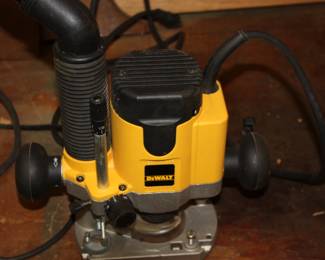 De Walt 2 HP router