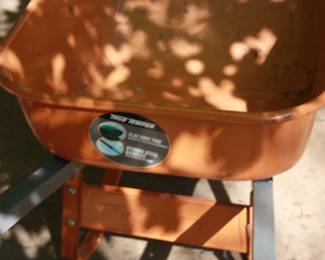 True Temper construction wheel barrow