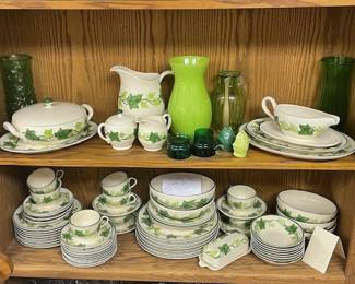 set of Fransiscan Ivy pottery