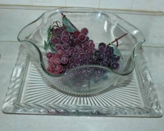 Rectangular Glass Tray and Scalloped Bowl