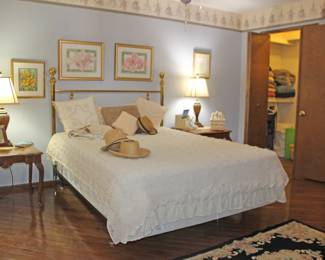 Overview Master Bedroom