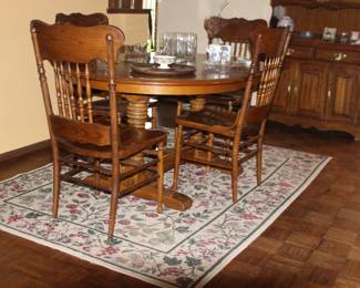 Dining Room Set, Area Rug with Mutli Colors