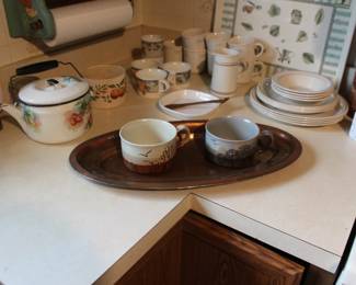 Tray, Dishes, Tea Pot, Mugs, Dishes