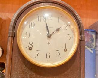 Old Seth Thomas Mantle clock & Key