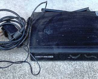 168 - Night Owl 2.W HD Wireless Box - 9" x 10" You are buying a used as-is electric/electronic item. We do not guarantee all components are present, and if it is not expressly stated, it is untested.

