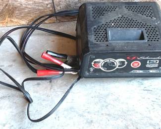 35 - Schumacher20 80 AMP Battery Jump Box 10" x 9" x 6" You are buying a used as-is item. We do not guarantee all components are present, and if it is not expressly stated, it is untested.
