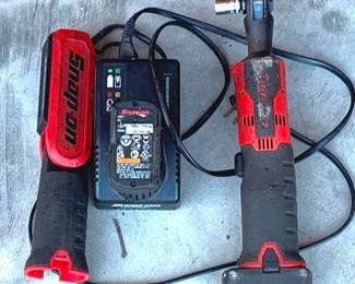 188 - 2 Snap-on Cordless Tools & Charger You are buying a used as-is electric/electronic item. We do not guarantee all components are present, and if it is not expressly stated, it is untested.
