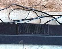 47 - No Brand Sound Bar - 36" Long You are buying a used as-is item. We do not guarantee all components are present, and if it is not expressly stated, it is untested.
