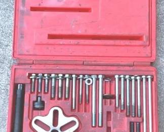 200 - Snap-On Precision Screwdriver Set in Case
