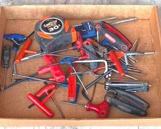 154 - Tray Lot of Assorted Tools
