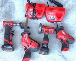 192 - Chicago Electric Cordless Rotary Tool & Charger You are buying a used as-is electric/electronic item. We do not guarantee all components are present, and if it is not expressly stated, it is untested.
