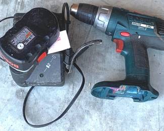 190 - Hyper Tough Cordless Drill & Charger You are buying a used as-is electric/electronic 