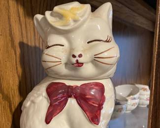 Cute Kitty Cookie Jar
