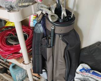 GOLF CLUBS