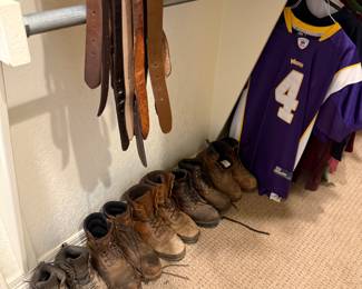 Men’s boots size 10 men’s clothes 10
