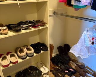 Women’s shoes size 8-8.5