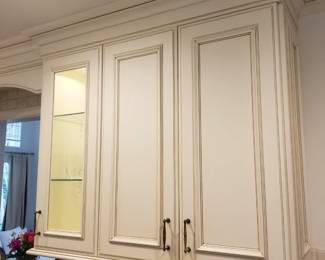 Kitchen upper cabinet detail