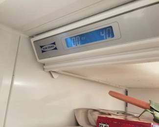Sub-Zero refrigerator model 736TC has a two-drawer freezer
