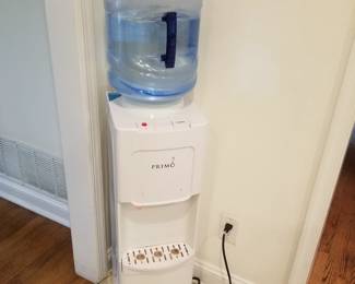 Water cooler