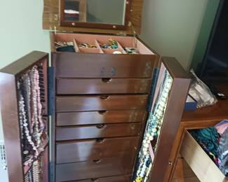 Jewelry cabinet six drawers