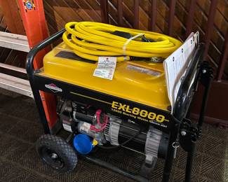 Briggs and Stratton Generator $800