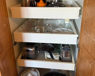 CROCKPOTS, TOASTER AND MORE KITCHENWARE