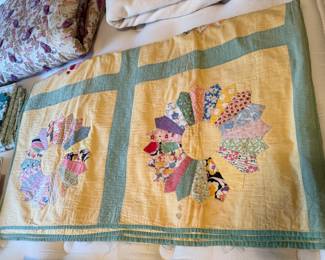 ANTIQUE QUILT