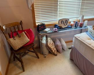 CONSOLE TABLE AND MORE