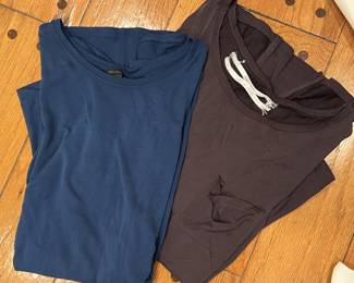Lot 305 | Sz M/L Tee Shirts Silence & Noise, Ann Taylor