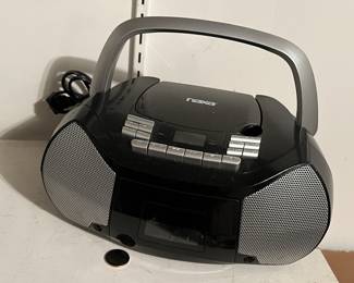 Lot 215 | Naxa Portable CD Player Boombox Radio