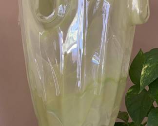 Lot 122 | Large Art Glass Table Vase Studio Glass