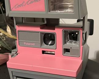Lot 253 | Polaroid Cool Cam 600 Pink Vintage Camera WORKS!