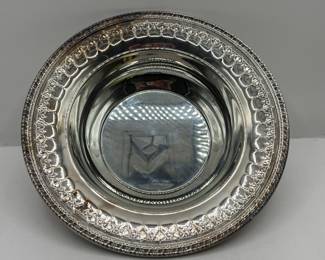 Lot 60 | Silverplate Chafing Dish w Handle Vintage