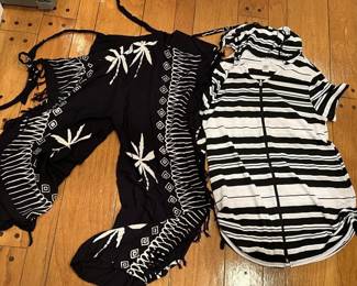 Lot 303 | Convertable Overalls/Dress, Beach Coverup Sz L