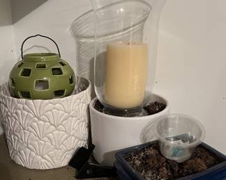 Lot 265 | Planters Pots Luminaria Ceramic Planter