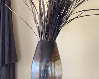 Lot 108 | Art Glass Vase Brown & Clear w Floral Spray