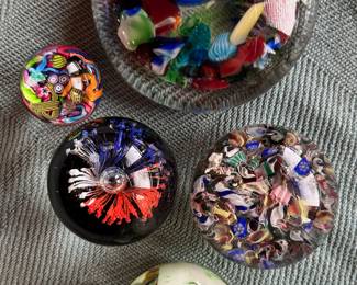 Various glass paperweight. Large piece on top is Murano glass.