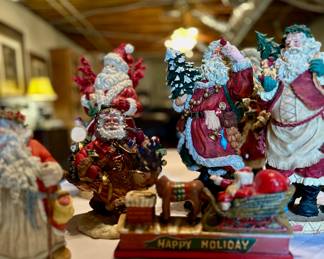 Various vintage Santas. Picture added 23-May-2025.