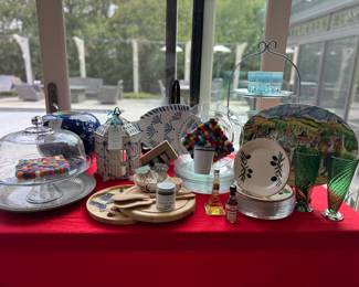 Sample of Kitchen and Entertaining Items. 