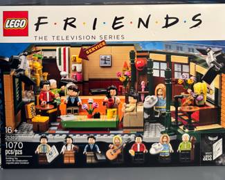 Lego Friends 1070 Piece Set. 