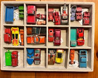 Collection of Vintage diecast vehicles to include Hot Wheels, Matchbox, Tootsie Toy, Barclay